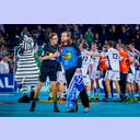 Silvio Heinevetter im Gespr�ch mit dem Schiedsrichter.